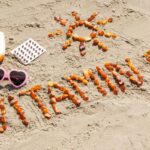 Nutriments Essentiels : Incroyables Secrets & Bienfaits pour la Santé 4 "vitamine d" ecrit sur le sable